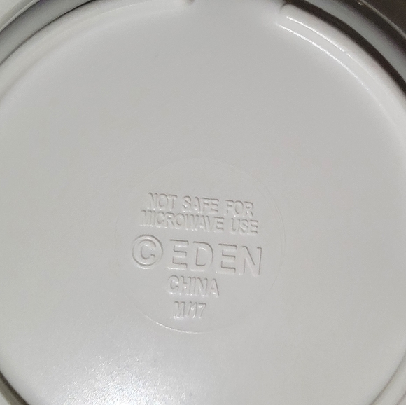 VTG 2 Peter Rabbit Deadstock Melmac Bowls Peter Rabbit Cereal Bowls pair - Picture 4 of 9